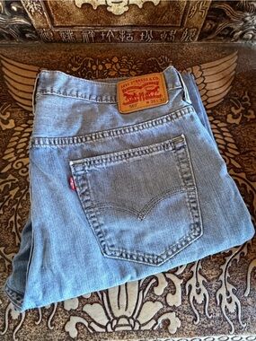 LEVI’s 569 zip fly W 36 L 32